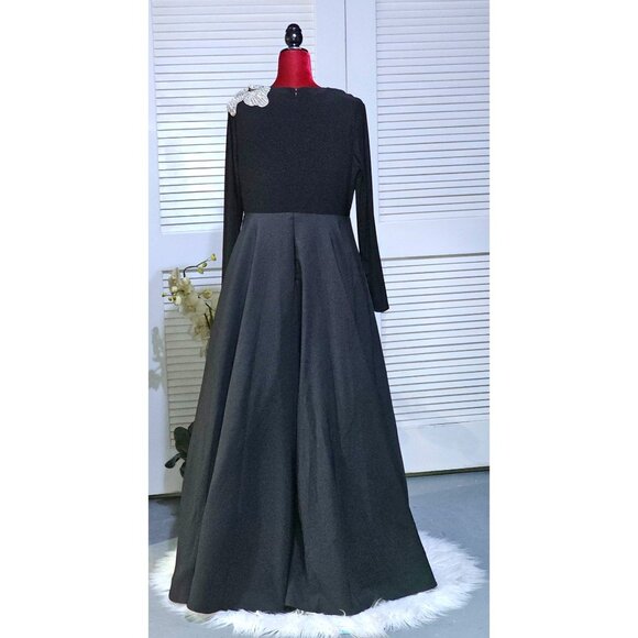 NWT Mac Duggal Women's Black Taffeta Ballgown 3D Rhinestone Flower Size 14 2809 - Picture 7 of 16